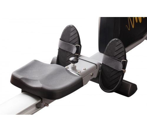 Гребной тренажер Hasttings Wega R100