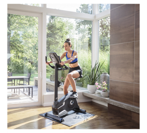 Вертикальный велотренажер Nautilus U626